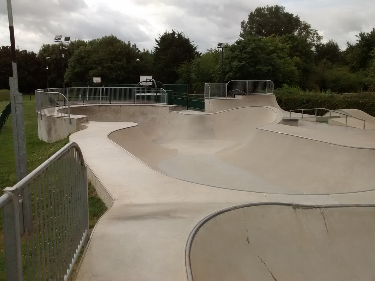 churchdown skatepark review tips skateboarding in gloucestershire u k