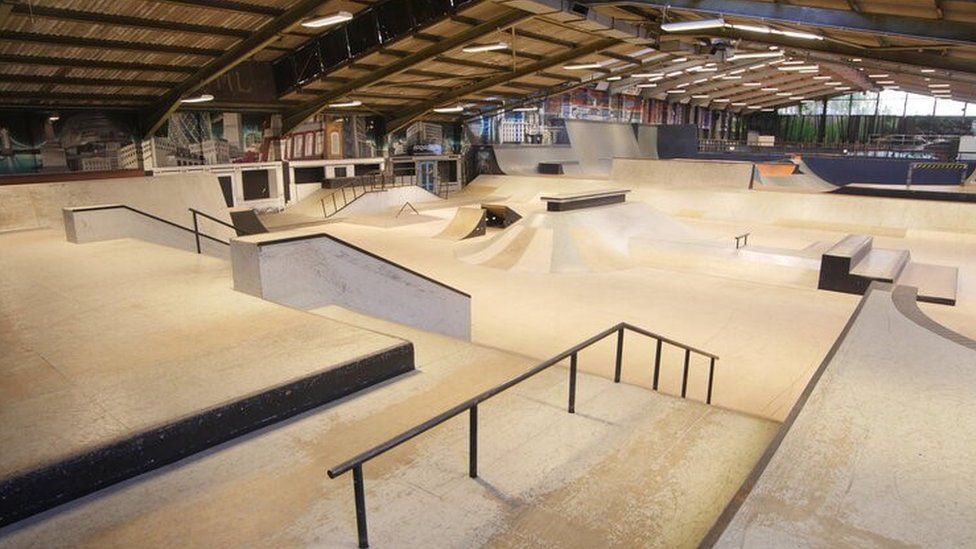 stroud skatepark review tips skateboarding in gloucestershire u k